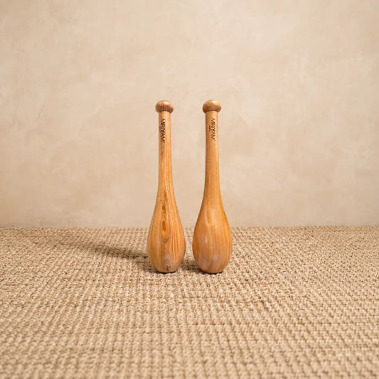 Wooden_Indian_clubs
